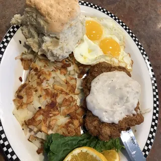 Chicken Fried Steak (560 cals.)