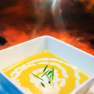 roasted butternut squash &amp; garlic bisque