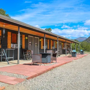 Black Bear Retreat Lodge