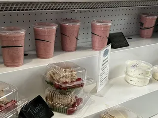 Rhubarb & Elliott Cafe