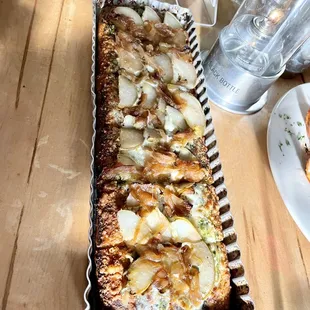 Pear flatbread