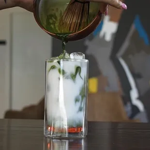 16 oz. Matcha Tea Latte