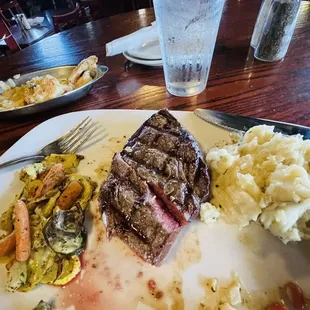 The Sirloin Scampi Shrimp side veggies Pan Mashed Potato