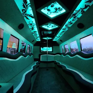 The Pearl Party Bus