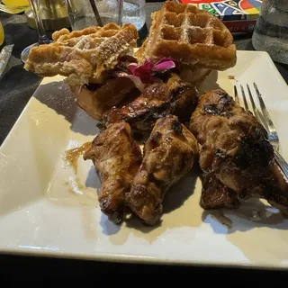 Chicken & Waffles