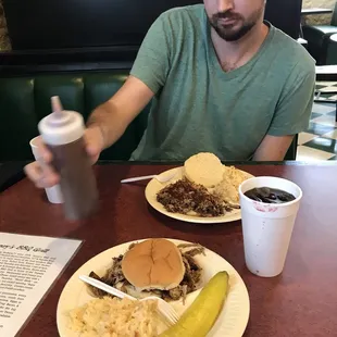 Pulled pork sandwiches with cheesy tators