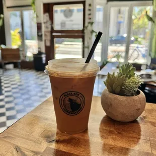 Honey Lavender Latte! Known as the Lava latte on the menu. My fav combo! Delicious delivery!