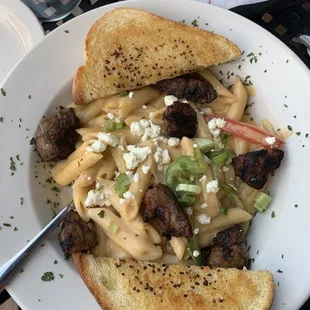 Honey Fire Steak Pasta