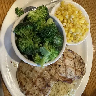 Grilled Chicken Breasts with corn and broccoli