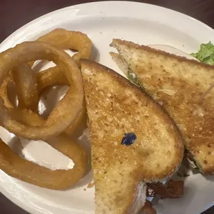 I ordered Colorado blt with onion rings
