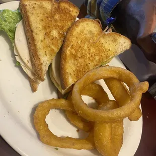 BLT with onion rings