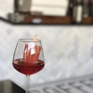 Fizzy boogie pop