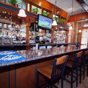 Full Service Bar