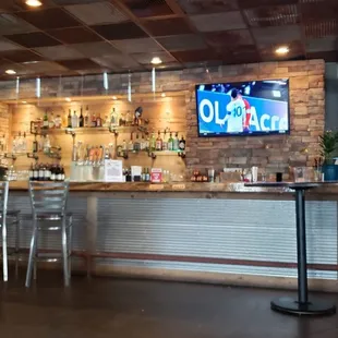 Nice clean bar