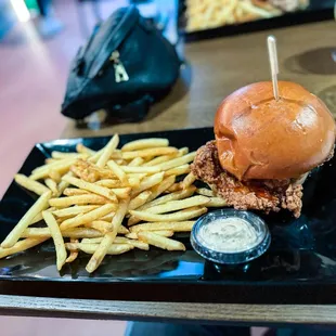 chicken wings and fried chicken, food