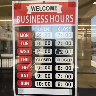 Business hours / closed Thursday
