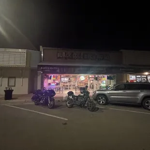 Front of restaurant !