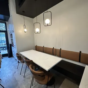 sushi and sashimi, interior