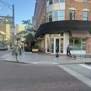 High &amp; Broad St. downtown