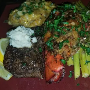 Crab stuffed lobster, asparagus, mac &amp; cheese and filet mignon with fresh prepared horseradish and lime squeeze for a private catered event.