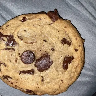 Extreme chocolate chip cookie