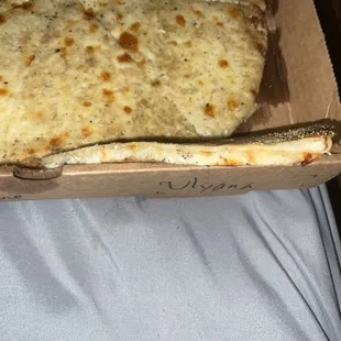 How thin the thin crust pie is! Perfect