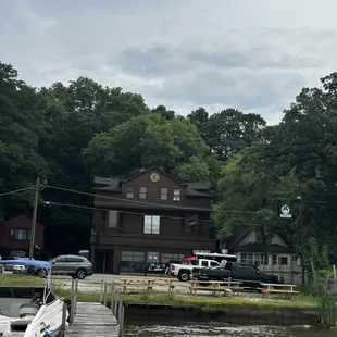 Come on in for a brew!