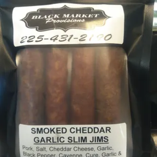Smoked Cheddar Garlic