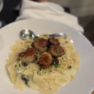 pasta dish, pasta, food