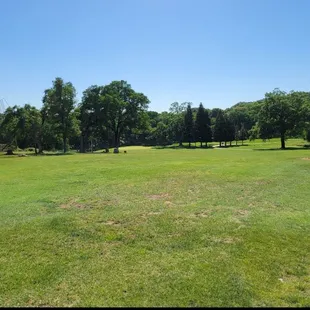 Hole 1 downhill slightly to the left.