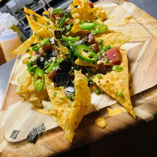 Poke Nachos