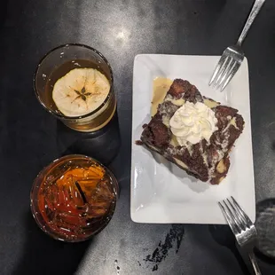 Drinks &amp; Dessert