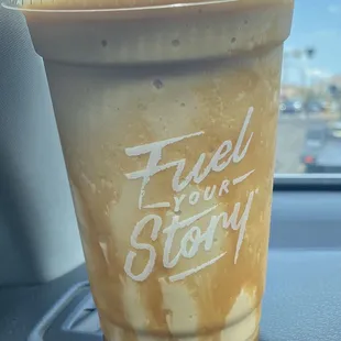 Medium caramel blondie blended