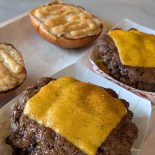Double cheeseburger
