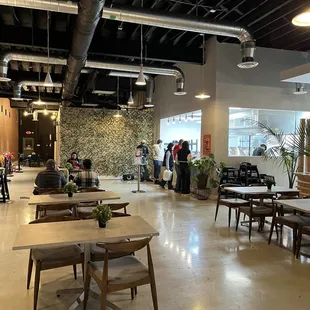 ramen and noodles, interior