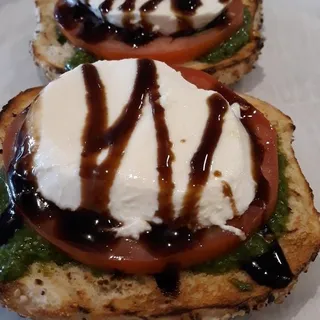 Caprese Toast