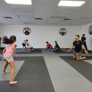 Kid's (8-14) submission grappling (no-gi) classes