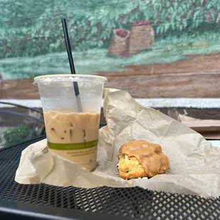 Bees Knees Iced Late and Espresso Scone