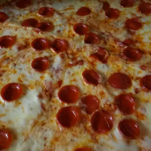 Pepperoni pizza