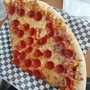 Fresh slices of pepp