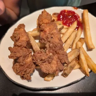 Kids chicken fingers and fries
