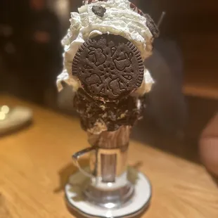 reg crazy shake cookies &amp; cream