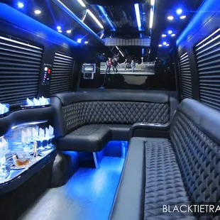 Mercedes Limo Sprinter | San Francisco Limousine | Black Tie Limo Pleasanton