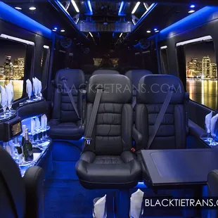 San Francisco Limouisne | Bay Area Corporate Transportation | Pleasanton Limousine | Mercedes Executive Limo Van-7 passengers