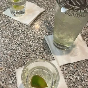 a glass of lemonade and a glass of limeade