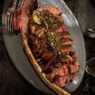 Tomahawk steak