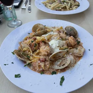Spicy seafood pasta