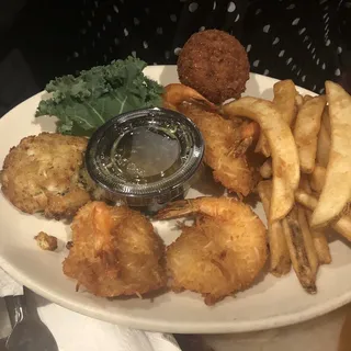 Coconut shrimp and crab cake
