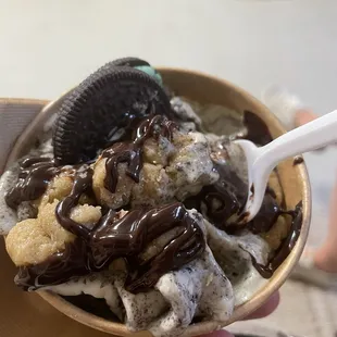 This is a gluten free dairy free vanilla ice cream with GF mint Oreo &amp; GF chocolate chip cookie dough &amp; Ghirardelli GF DF chocolate sauce!