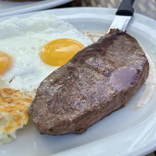 Steak &amp; Eggs (Instagram: foodwithbros)